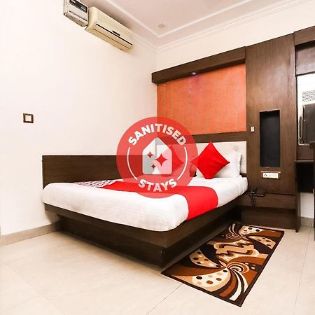 Hotel Shiv Palace New Delhi Buitenkant foto