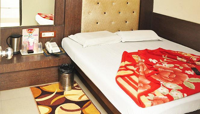 Hotel Shiv Palace New Delhi Kamer foto