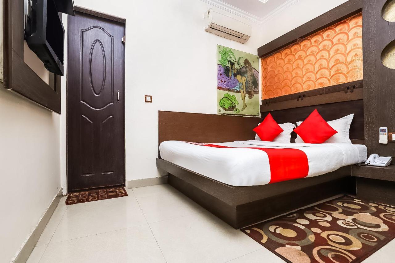 Hotel Shiv Palace New Delhi Buitenkant foto